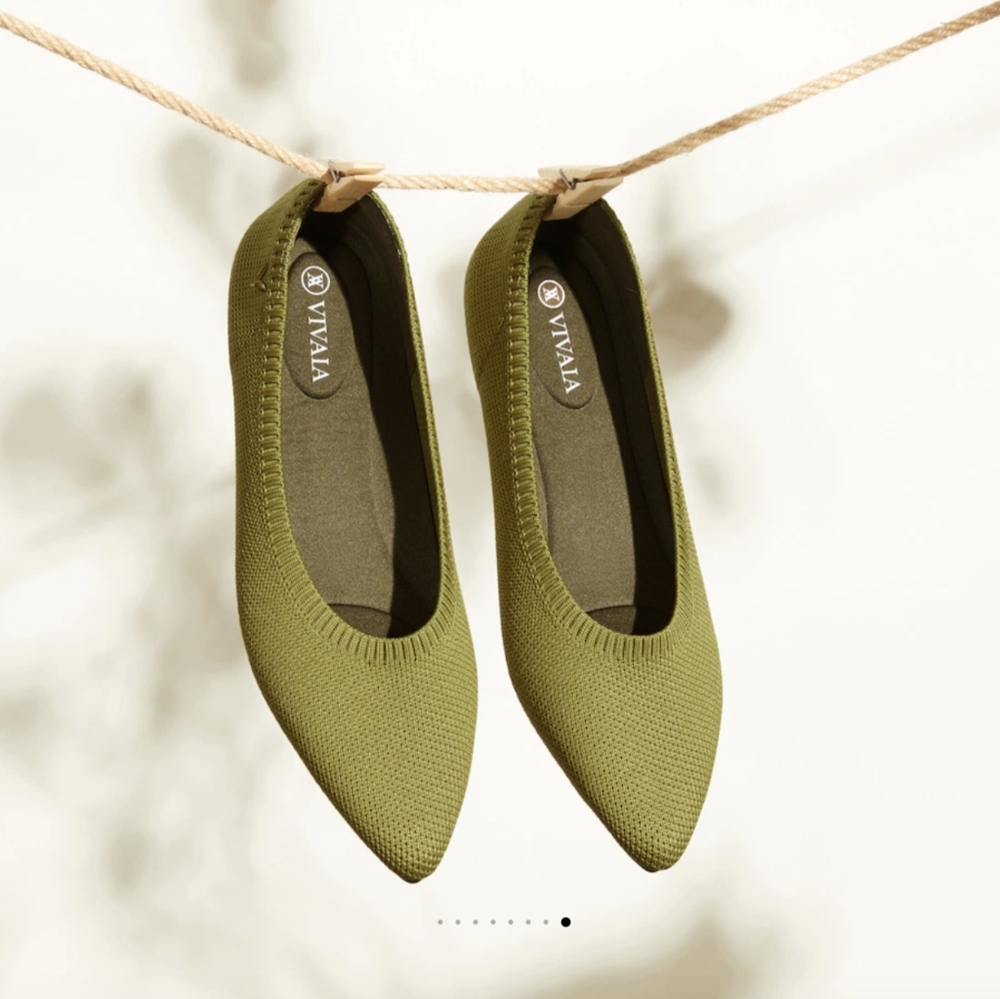 VIVAIA Pointed-Toe Ballet Flats (Aria 5°) EUR38